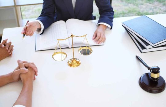 עורך דין שירותי נוטריון2